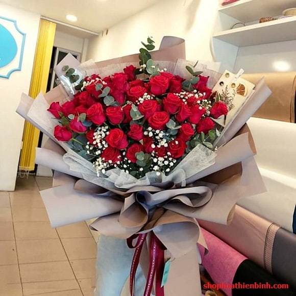 Ship Hoa Giá Rẻ Valentine 14-2 Tại Tây Hồ