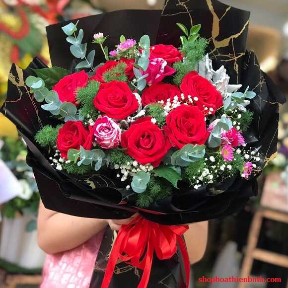 Giao Hoa Giá Rẻ Valentine Ở Kon Tum